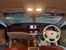 Nissan fuga