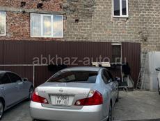 Nissan fuga