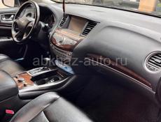 Infiniti QX4