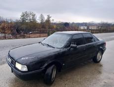 Audi 80