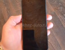 Продаю телефон в хорошем состоянии память на128 гигабайт 