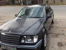 Mercedes-Benz 124