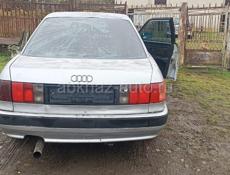 Audi 80