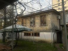 Продается дом по Чачба 82 около рынка ориентир кривой дом 3 соток Дом под снос С документами проблем нет +79407272787