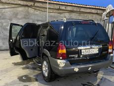 Mazda Tribute