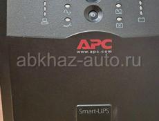 Бесперебойник ИБП apc 2200 smart ups 