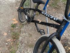 Продаётся велик bmx в хорошем состоянии 14т торг уместен 