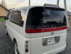 Nissan Elgrand