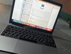 Продам Macbook в хорошем состоянии 
