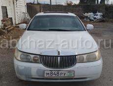 Lincoln Town Car