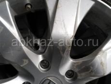 Продаются шины с дисками  215/55 R17