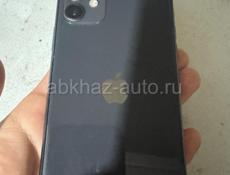 Продам айфон 11 