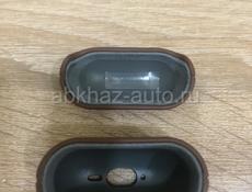 Продаётся чехол кожаный на AirPods 4