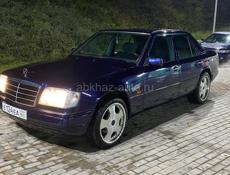 Mercedes-Benz 124