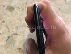 Айфон SE 2020