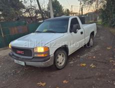GMC Sierra