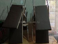 Срочна продаю стол шесть стульев комплект новый 