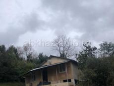 Дом и 40 соток на вокзале чуть выше магазина Натали 
