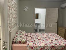 номера в центре Гагры 
