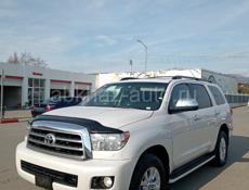 Toyota Sequoia