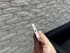 iPhone 13 mini 