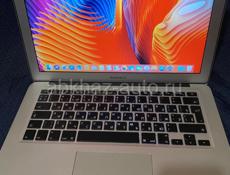 MacBook Air 11core i5 💻