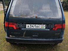 Peugeot 806