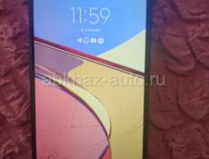 Продам телефон самсунг а 12 в хорошем  есть торг