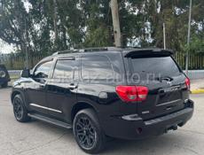 Toyota Sequoia