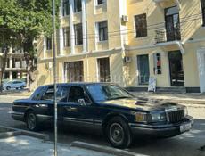 Lincoln Town Car