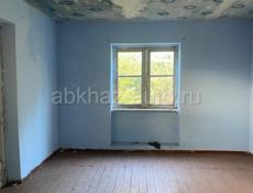 Нижняя Эшера . Недалеко от памятника Ардзынба . Квартира На втором этаже 