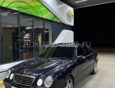 Mercedes-Benz E-Класс