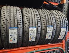 245/40 R19 Triangle 