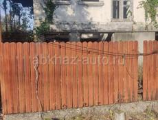 Продаю дом в, городе Очамчира либо обменяю на машину цена 2.500млн