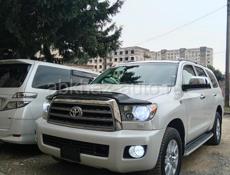 Toyota Sequoia