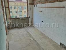 Продается трехкомнатная квартира в г. Сухум, Ул. Массив Гумиста 1