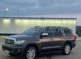 Toyota Sequoia