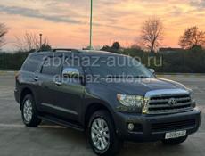 Toyota Sequoia