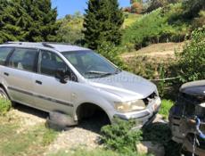 Mitsubishi Space Wagon