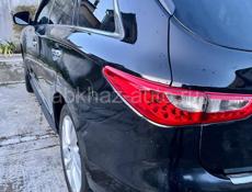 Infiniti Q30