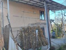 Дом в Сухуме на Комсомольской