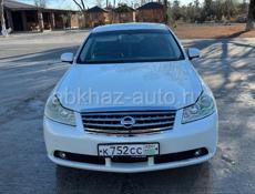 Nissan fuga
