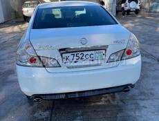 Nissan fuga