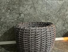Кашпо из ротанга 
