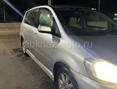 Toyota Ipsum