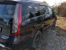 Mitsubishi Grandis