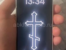 Продаю iPhone 12 mini , в отличном состоянии , батарея держится хорошо , не логает 