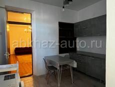 Продажа.Центр  2х комнатная квартира . 
