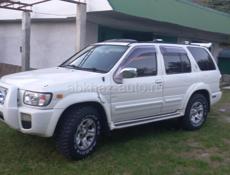 Nissan Terrano