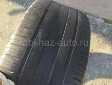 235/45 R 18